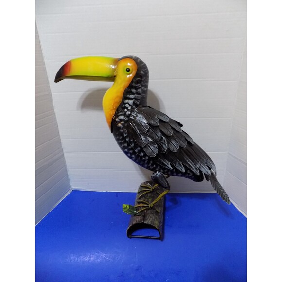 NEW Metal Toucan Parrot Sculpture Statue Figurine Tropical Decor Birds Macaw - Picture 6 of 7